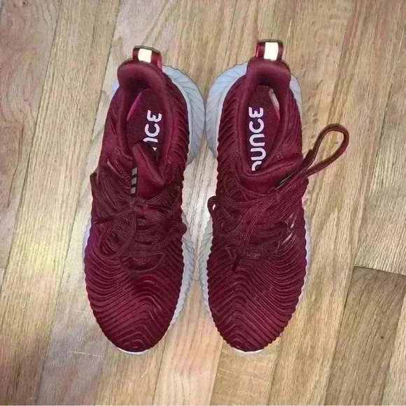 Women’s Adidas Alphabounce Instinct Burgundy Sneakers Continental Soles Size 6.5 - Picture 3 of 10